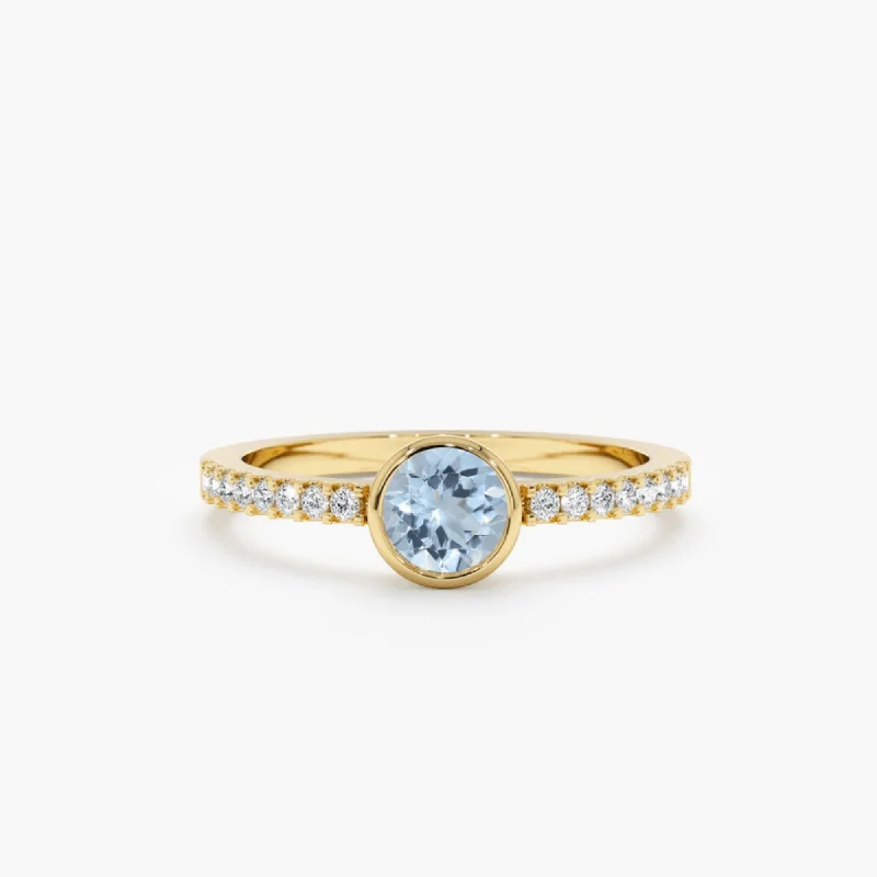 Diamond and Aquamarine Engagement Ring, Nova