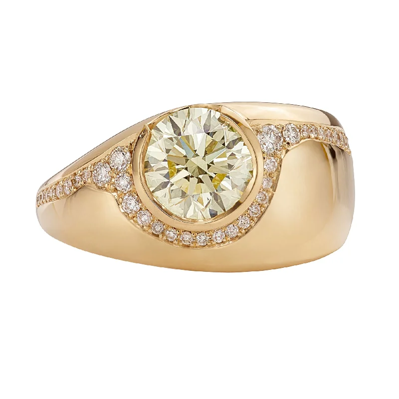 Discover Unique Jewelry With Special Limited-Time Offers Fancy Yellow Brilliant Diamond Engagement Ring