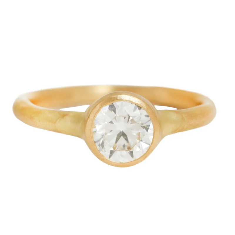 Organic Band White Diamond Solitaire