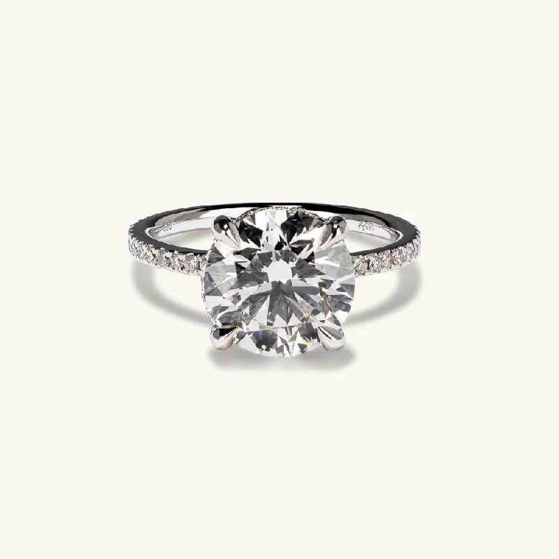 Affordable Luxury Jewelry – Style At A Great Price Round Lab Diamond Engagement Ring with Signature Setting