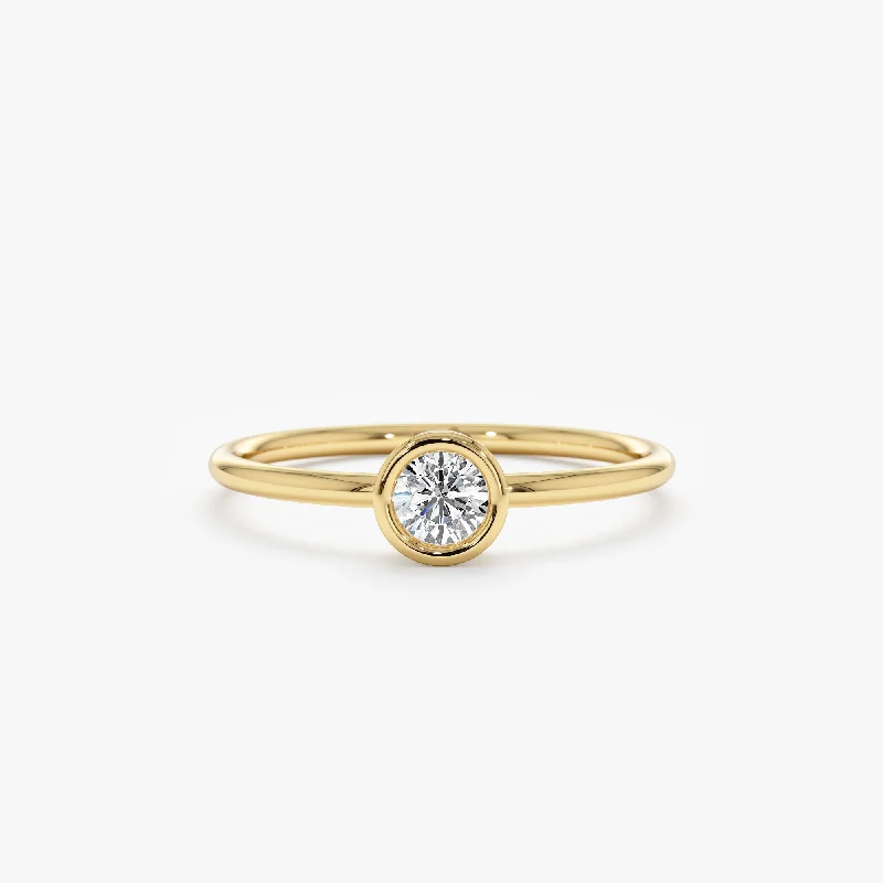 Solitaire Diamond Engagement Ring, Susie