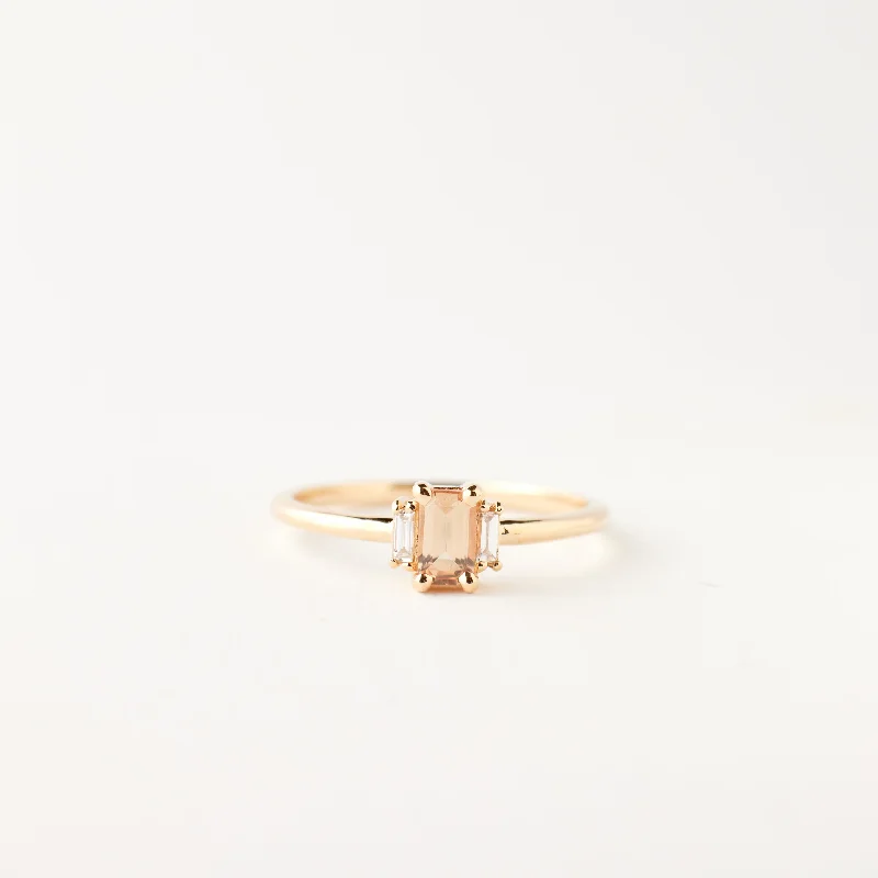 Ginger Ring - Peach Sunset Sapphire