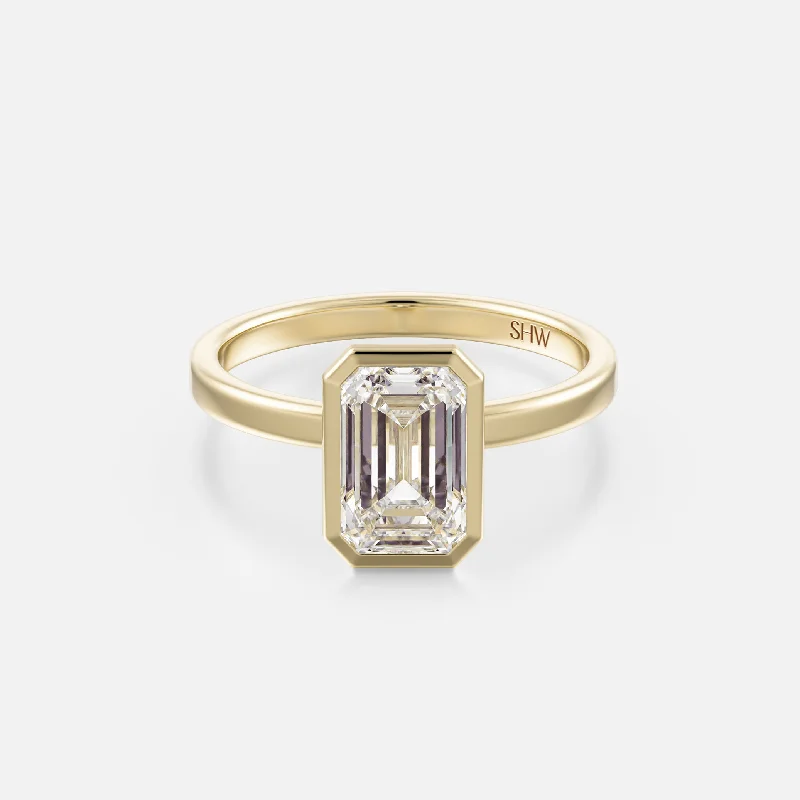 Mana Ring with 2.01ct Natural Diamond in Gold