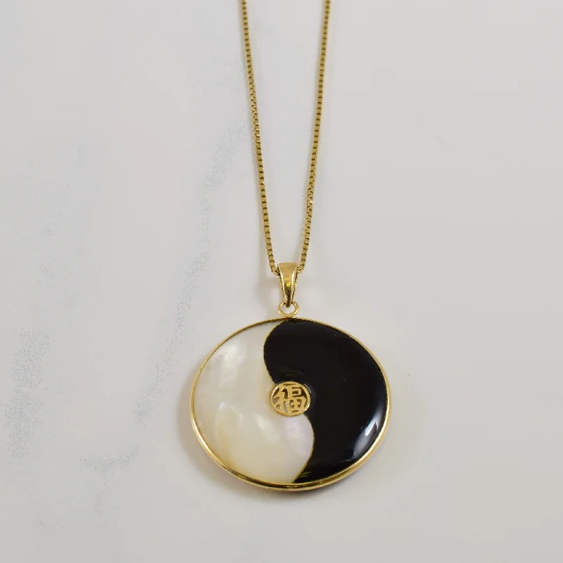 Onyx & Mother of Pearl Necklace | 10.00ct | 19.25" |